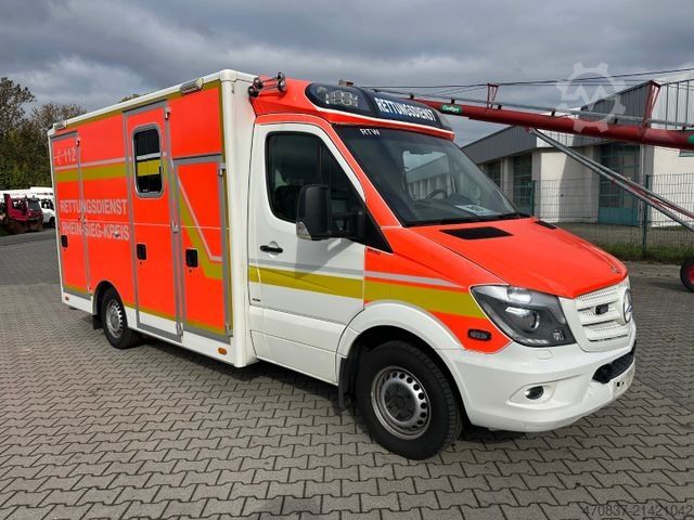 Fire truck MERCEDES-BENZ Spinter 319 CDI **4 x Auf Lager**