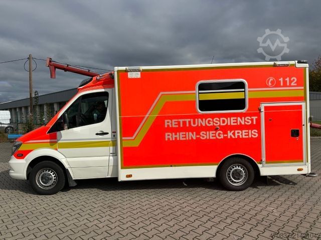 Fire truck MERCEDES-BENZ Spinter 319 CDI **4 x Auf Lager**