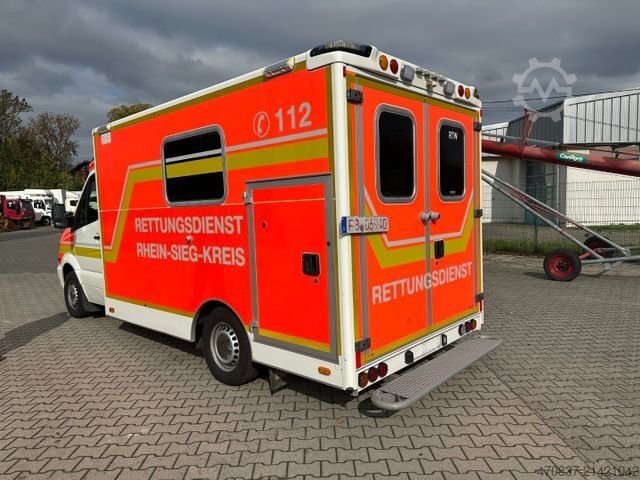 Fire truck MERCEDES-BENZ Spinter 319 CDI **4 x Auf Lager**