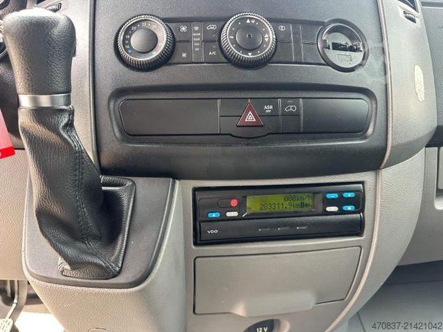 Fire truck MERCEDES-BENZ Spinter 319 CDI **4 x Auf Lager**