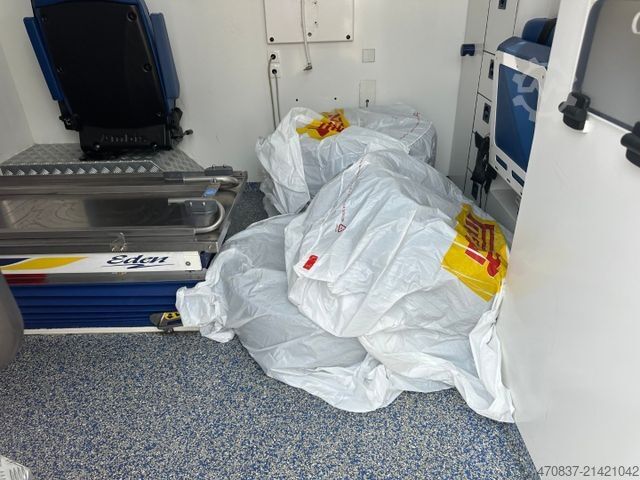 Fire truck MERCEDES-BENZ Spinter 319 CDI **4 x Auf Lager**