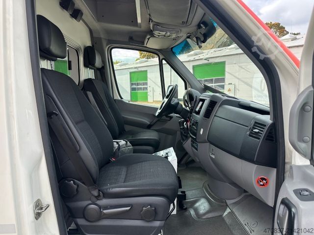 Fire truck MERCEDES-BENZ Spinter 319 CDI **4 x Auf Lager**