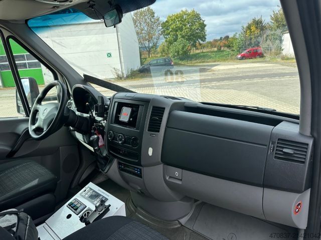 Fire truck MERCEDES-BENZ Spinter 319 CDI **4 x Auf Lager**