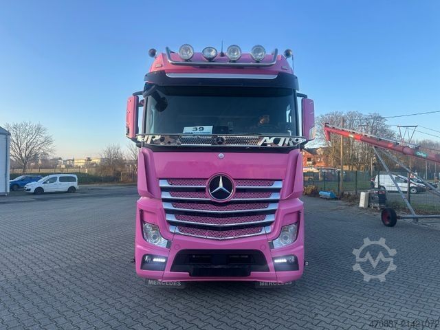 Cattle truck MERCEDES-BENZ Actros 2563 / Kaba 3 x Stock 50 m²