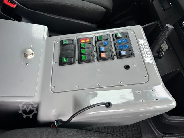 Fire truck MERCEDES-BENZ Sprinter 519 CDI / WAS + Trage