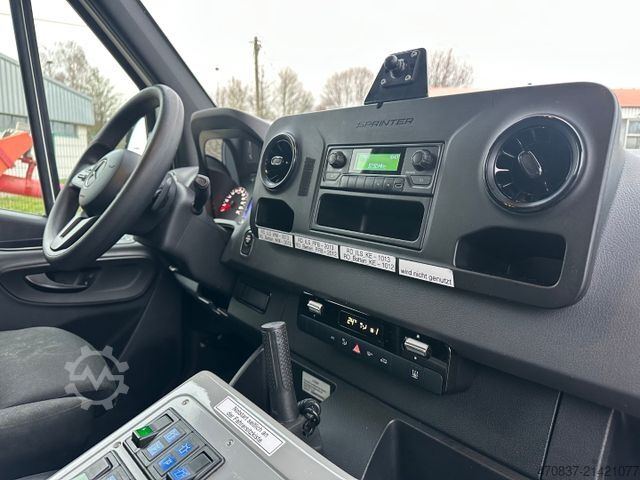 Fire truck MERCEDES-BENZ Sprinter 519 CDI / WAS + Trage