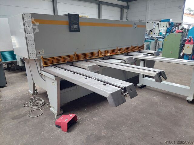 Hydraulic CNC swing-beam guillotine shear RAS 86.33