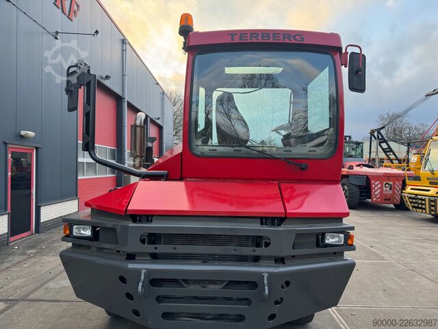 Terminal-Traktor Terberg TT222