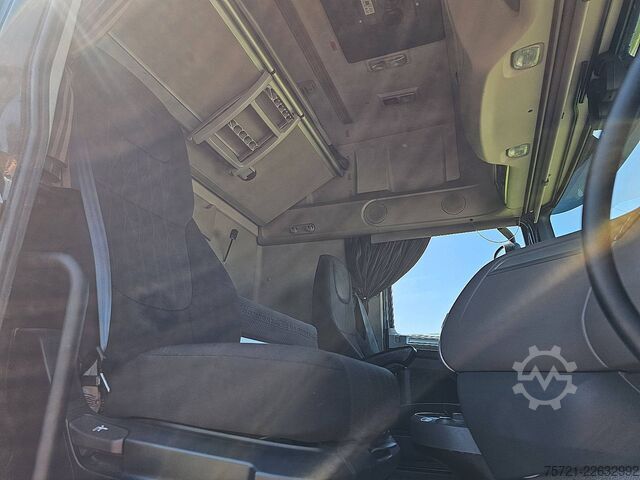 Standard-SZM DAF XF 530