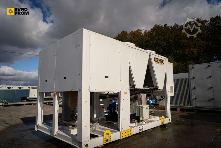 Chiller New Industrial Chiller AERMEC - 217 KW | With warranty
