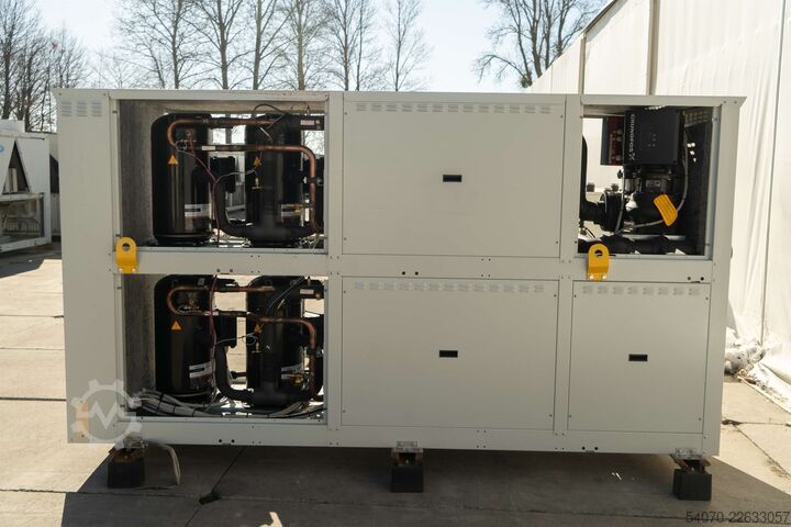 Kühler / Wärmepumpe New Industrial Chiller / Heat pump CLIMAVENETA 306/340 KW | With warranty