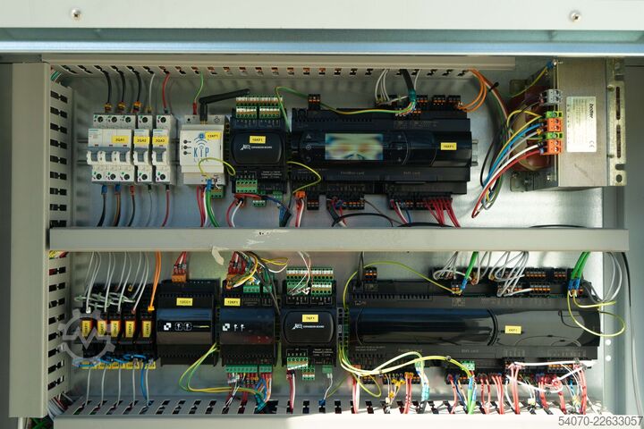 Kühler / Wärmepumpe New Industrial Chiller / Heat pump CLIMAVENETA 306/340 KW | With warranty