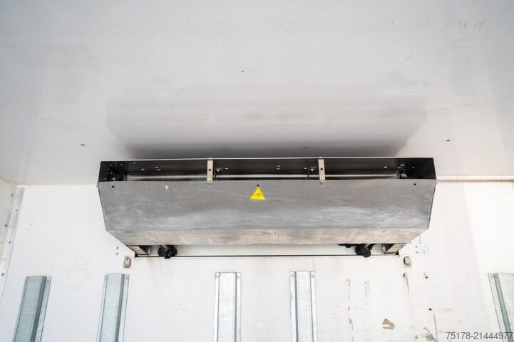 Refrigerated/freezer transport VOLVO FLH 290 +CARRIER