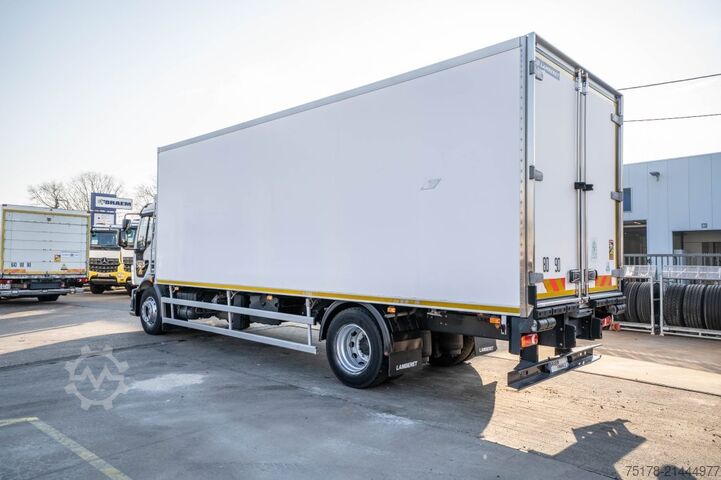 Refrigerated/freezer transport VOLVO FLH 290 +CARRIER