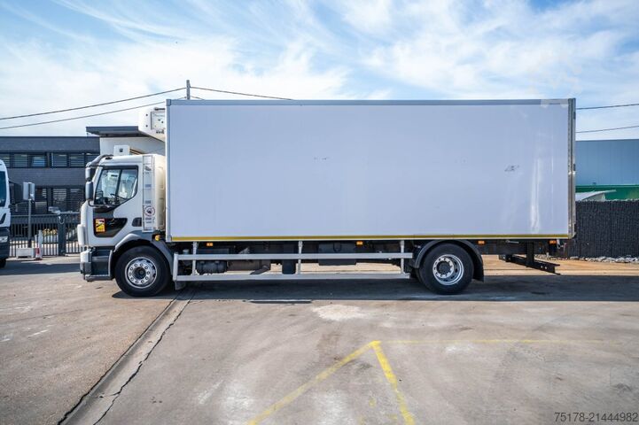 Refrigerated/freezer transport VOLVO FLH 290 +CARRIER