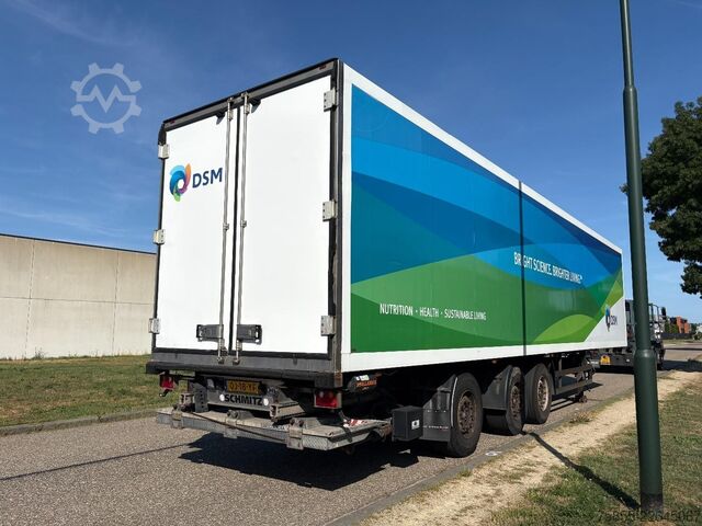 Koffer Schmitz SKO 24 ISO Box / SAF Axles / Steering Axle / Li...