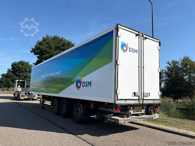 Koffer Schmitz SKO 24 ISO Box / SAF Axles / Steering Axle / Li...