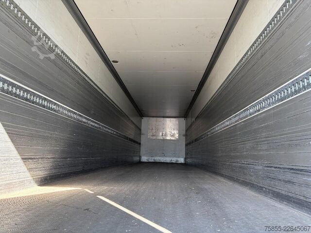 Koffer Schmitz SKO 24 ISO Box / SAF Axles / Steering Axle / Li...