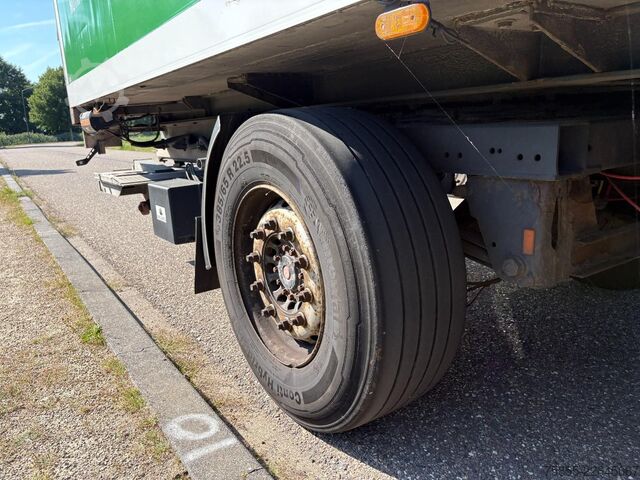 Koffer Schmitz SKO 24 ISO Box / SAF Axles / Steering Axle / Li...