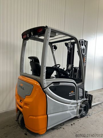 Electric forklift with fork positioner Still RX20-16