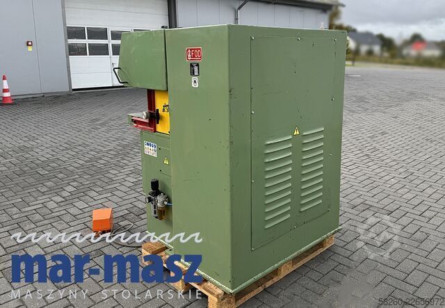 Profile milling machine for profiles FOD BYDGOSZCZ* FFBA-500 do sztachet / do zacięć węgłowy