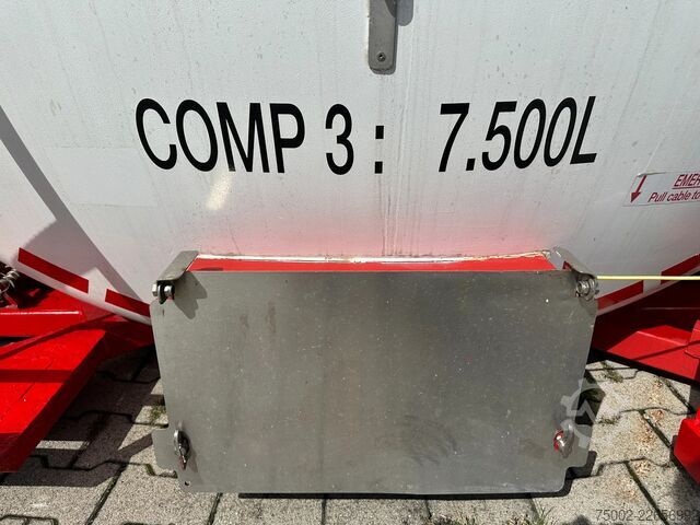 Tank container Van Hool 20FT SWAP BODY / 30.600L / 3 comp (7.500L + 15...