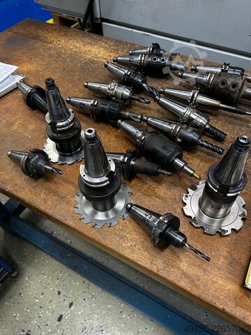 Horizontal-Bearbeitungszentrum Mori Seiki NH4000 DCG