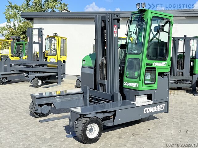 Vierwege-Gabelstapler Combilift C4500 DIESEL 4900 TRIPLEX FREE-LIFT TOP1