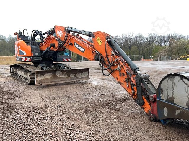 Tracked Excavator Doosan DX235LCR-5
