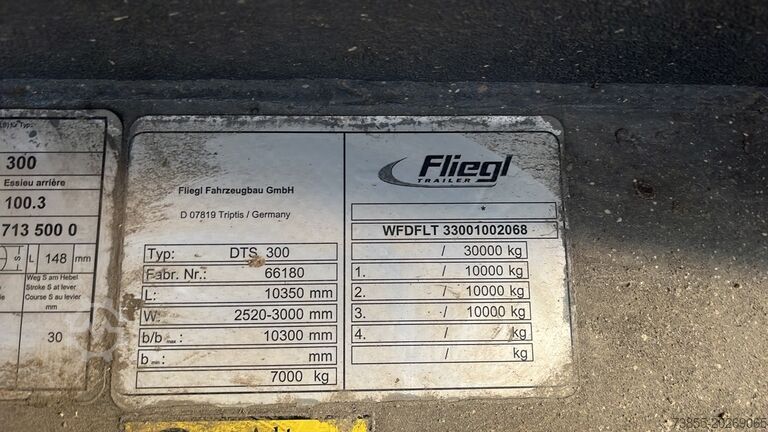 Low Bed Semi-trailer Fliegl DTS 300