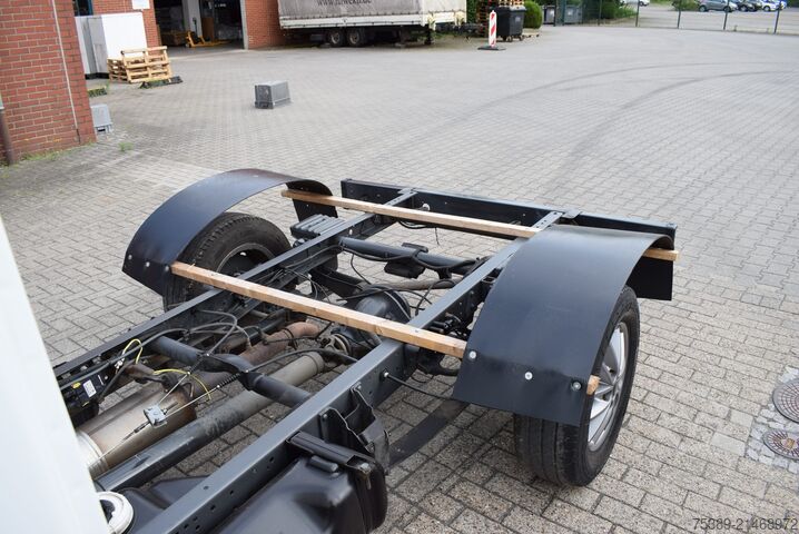 Van chassis Iveco Daily  35 S21 3,0 Automatik Luftfederung Tempomat