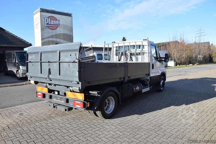 Tipper van Iveco Daily  70 C18 City Haken B Multilift