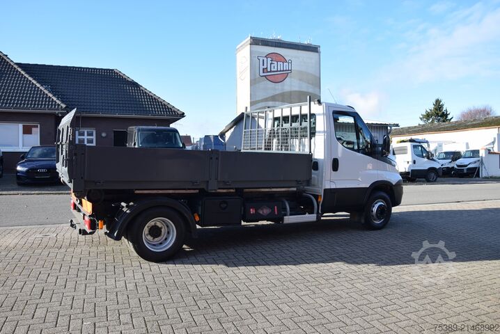 Tipper van Iveco Daily  70 C18 City Haken B Multilift