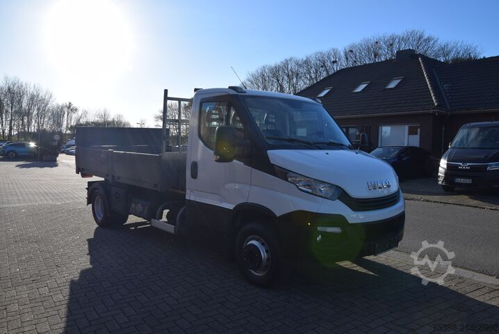 Tipper van Iveco Daily  70 C18 City Haken B Multilift