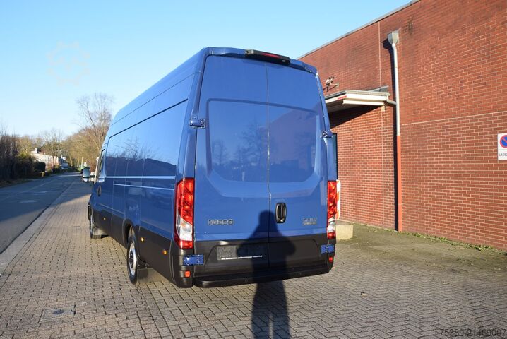 High top van Iveco Daily  35 S14 EU6D Automatik Superhochdach Maxi