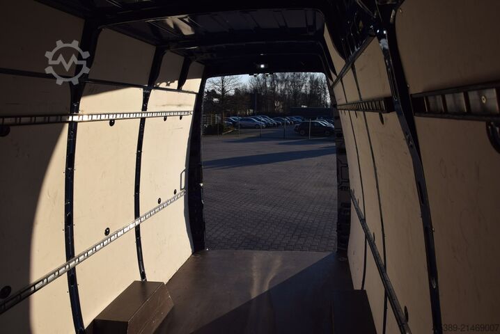 High top van Iveco Daily  35 S14 EU6D Automatik Superhochdach Maxi