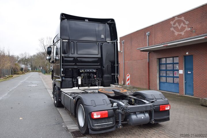 Volume tractor unit Daf XF 480 Low Liner Mega Hubsattelplatte ACC