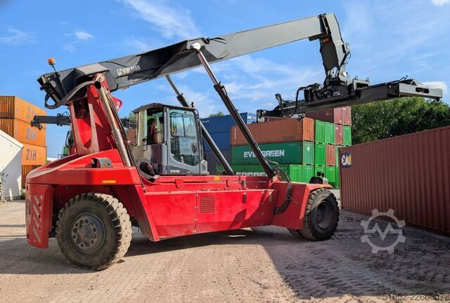 Leercontainer Reachstacker Kalmar DRG100-54S6