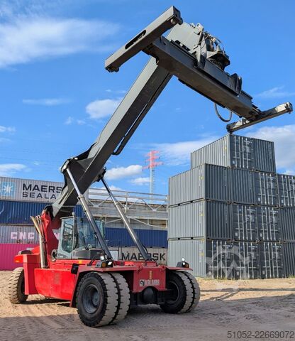 Leercontainer Reachstacker Kalmar DRG100-54S6