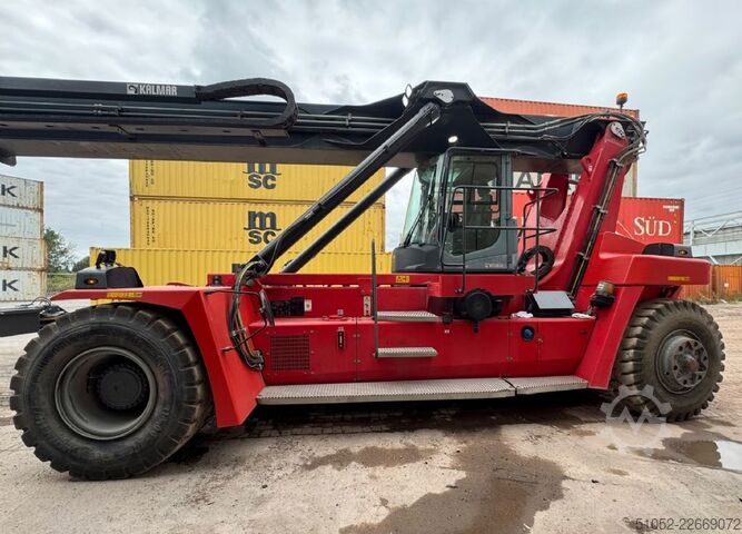 Leercontainer Reachstacker Kalmar DRG100-54S6