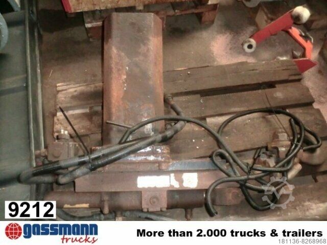 Truck mounted crane Kinshofer - KM 924