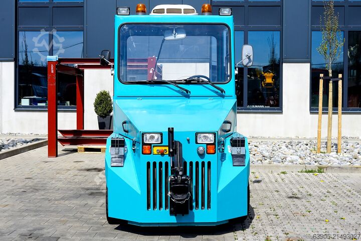 Schlepper Volk TFZ30H