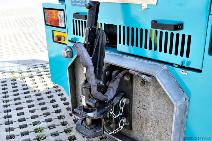 Schlepper Volk TFZ30H