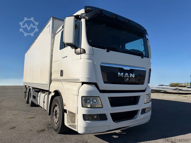 Box truck MAN TGX 26.480 26T 6X2 EJE DIRECIONAL