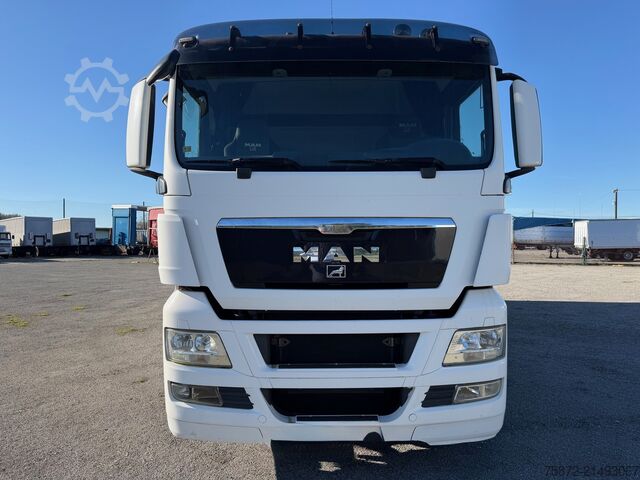 Box truck MAN TGX 26.480 26T 6X2 EJE DIRECIONAL