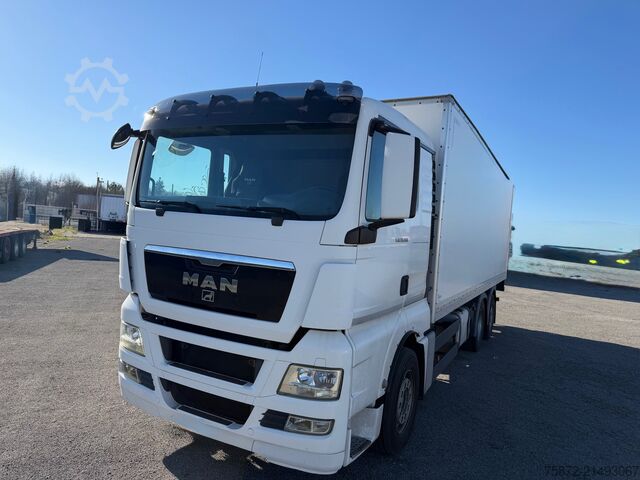 Box truck MAN TGX 26.480 26T 6X2 EJE DIRECIONAL