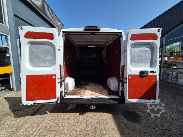 Lieferwagen Doppelkabine Fiat Ducato 2.2D L3H2/ DC 6pers/ Airco/ Navi/ Camera