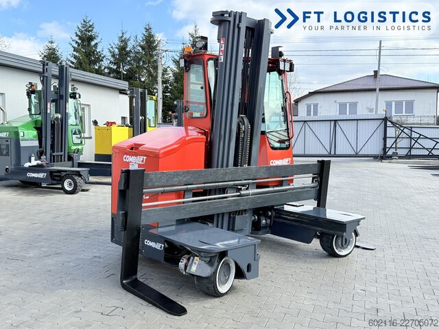 Vierwegestapler Combilift C3000ET TRIPLEX 5940 WIDE FORK POSITIONE