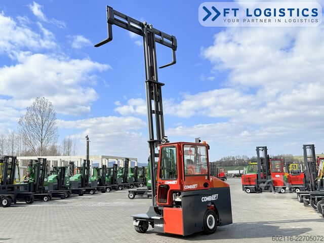 Vierwegestapler Combilift C3000ET TRIPLEX 5940 WIDE FORK POSITIONE