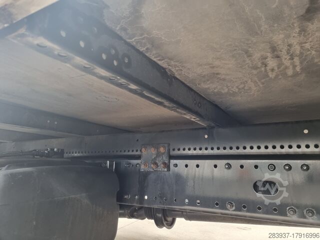 Pickup truck MAN TGL 8